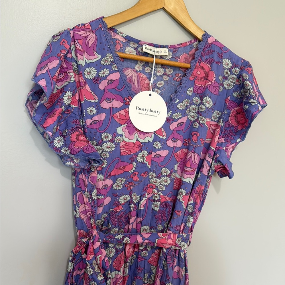 NWT FLORAL DRESS